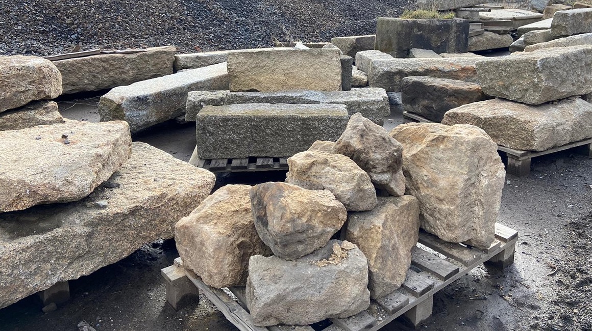 kamen dekorace 1 1160x650